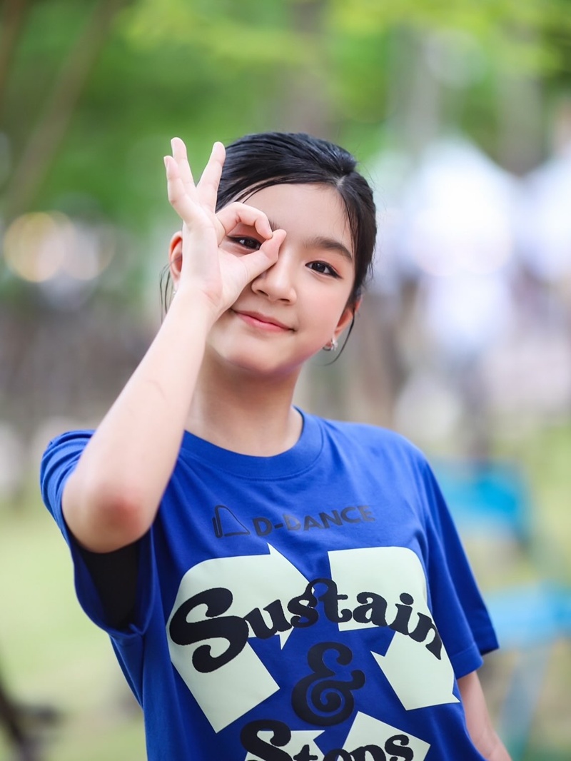 น้องมะลิ พาขวัญ