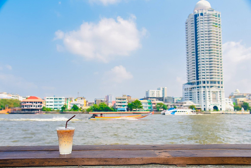 คาเฟ่ริมน้ำ 2568 บรรยากาศร้าน My Grandparent's House บ้านอากงอาม่า