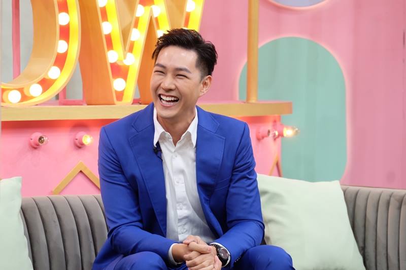 แอมป์ พีรวัศ