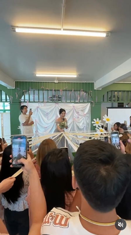 อุงเอิง แฟน สไปร์ท SPD ใส่ชุดเจ้าสาวจัดงานวันเกิด