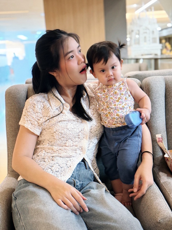 เมรี คำภีร์ ลูกสาวปู พงษ์สิทธิ์ ฟาดคนแซะแรงลูกสาวเป็นดาวน์ซินโดรม 