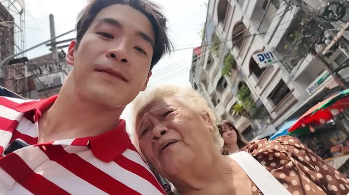 อาเล็ก ธีรเดช