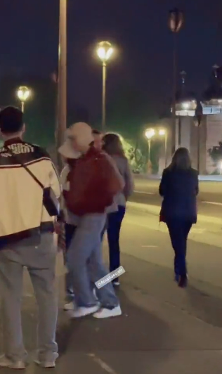 เจนนี่ BLACKPINK วี BTS เดตปารีส