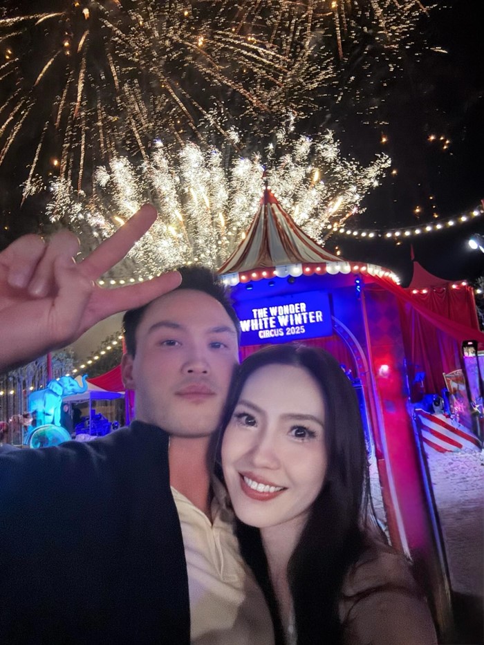 บอลลูน พินทุ์สุดา เซลฟี่คู่ เป๊ก เศรณี ลูกชายอนุทิน 