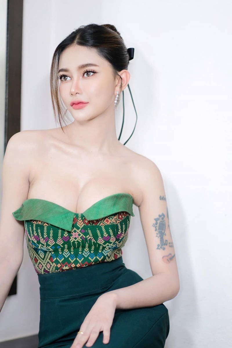 น้ำแข็ง ทิพวรรณ