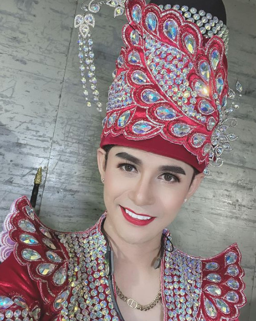นิว มุกดา ประวัติ