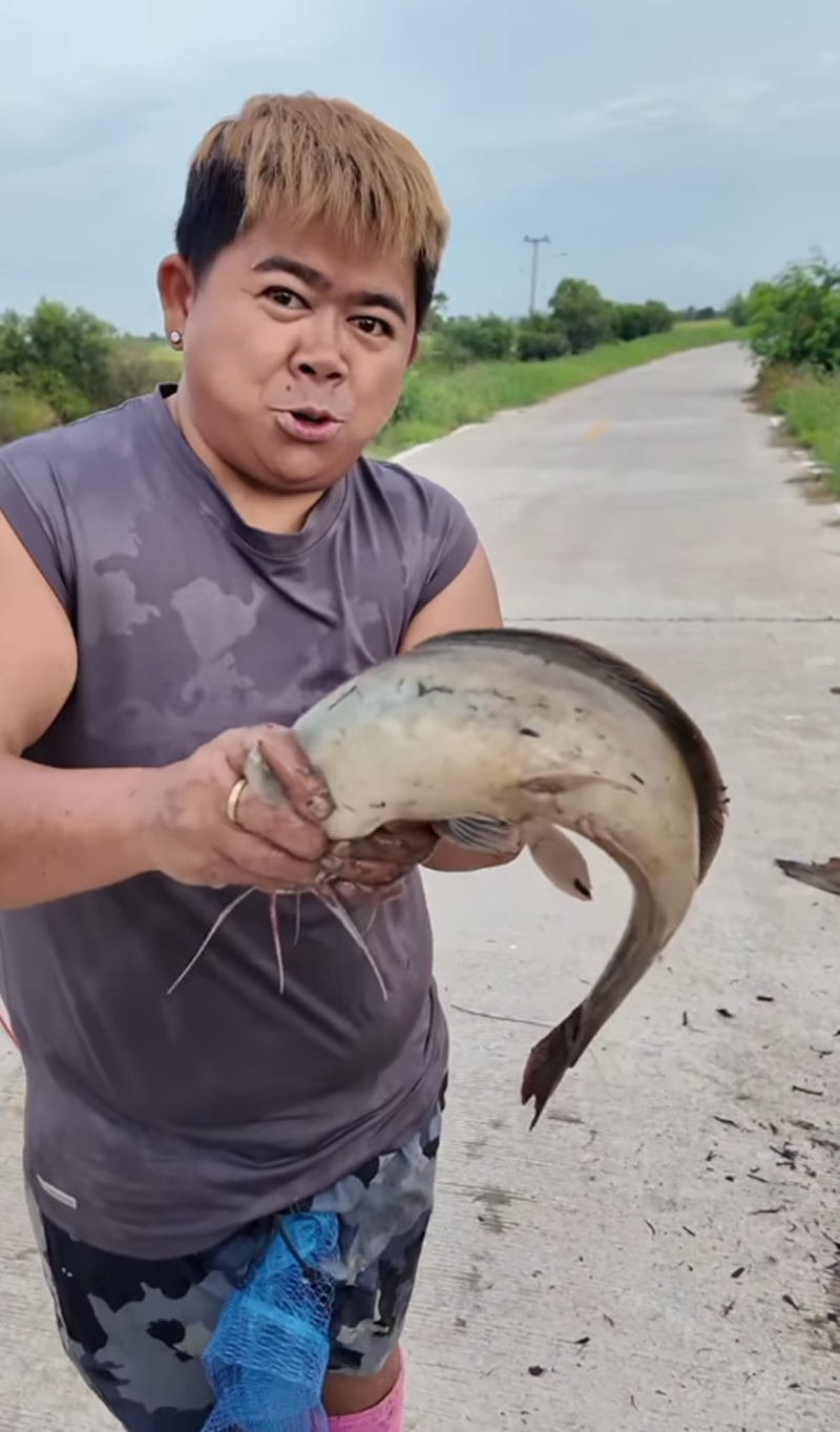 โก๊ะตี๋ น้องใบมิ้นต์