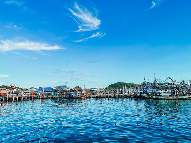 ที่พักแสมสาร ติดทะเล