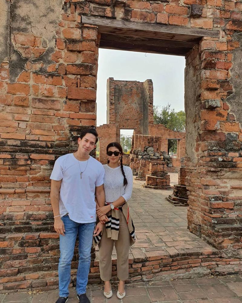 เรือนหอ นุ่น หลุยส์