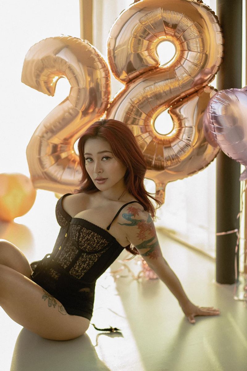 น้องเร Rae Lil Black