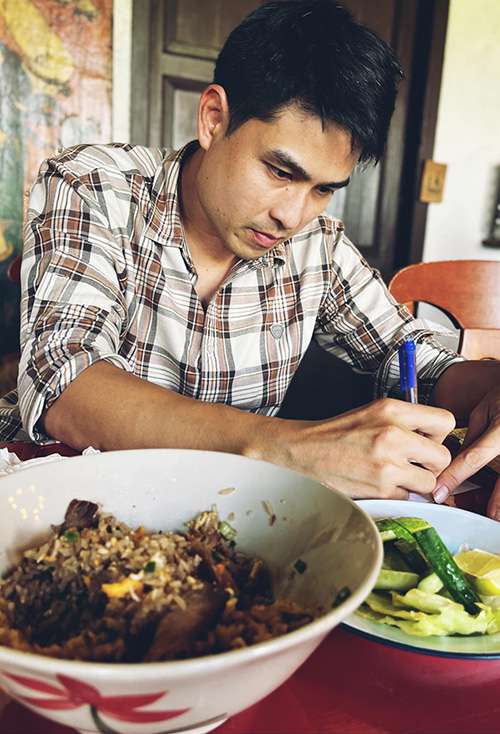 โอ๊ค บรรลุ หงษ์หยก ประวัติ