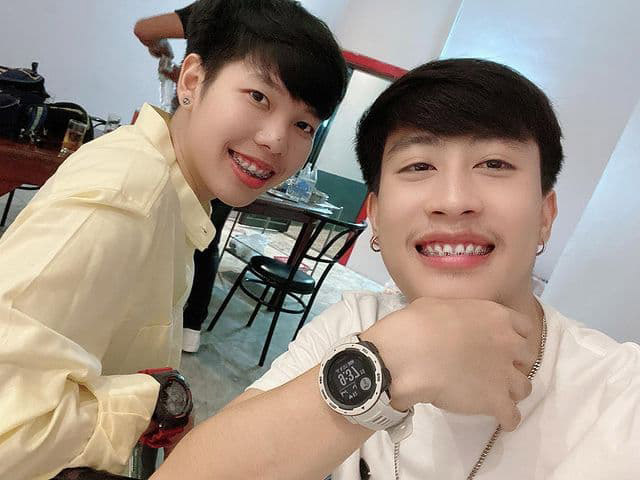 นักร้องลูกทุ่งชาย