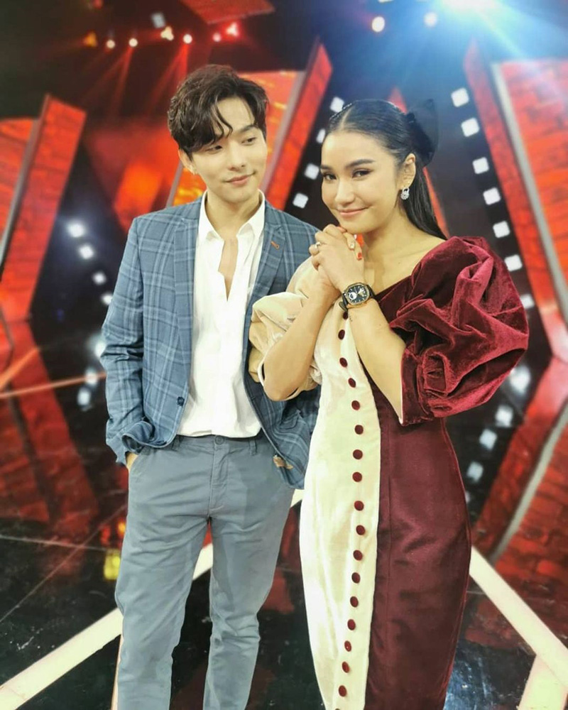 ชมพู่ ก่อนบ่าย