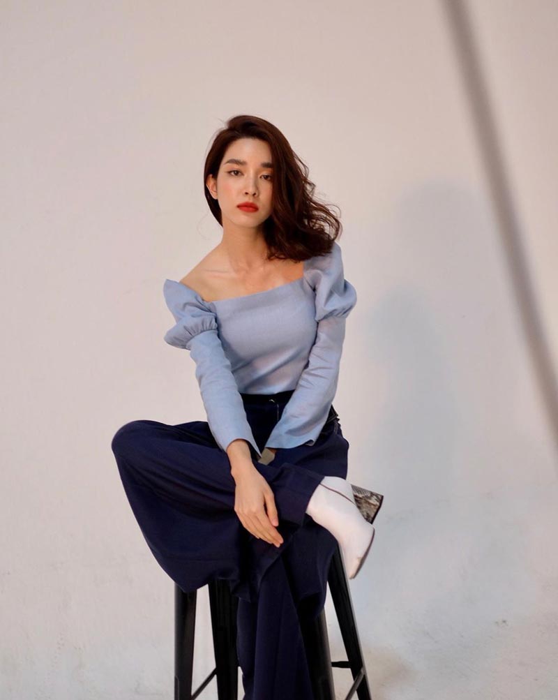 โม มนชนก