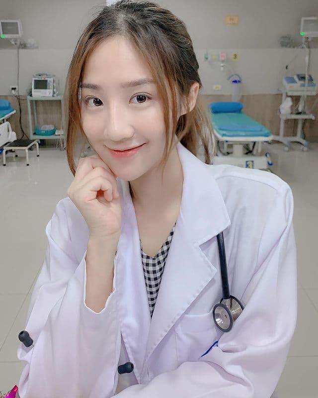 หมอลิลลี่
