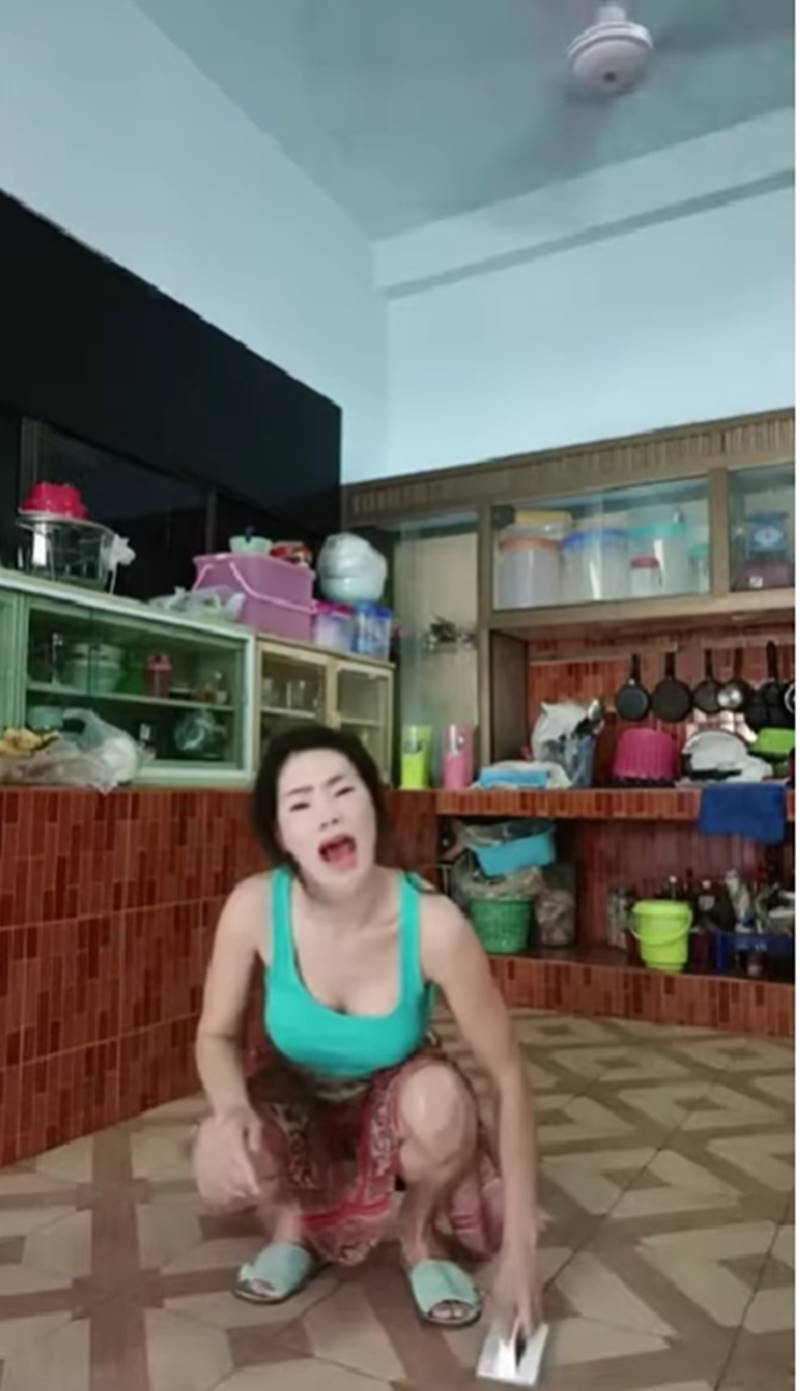 แม่ฟร้อง ศุภกิจ