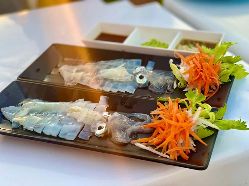 ตกปลาหมึกพัทยา