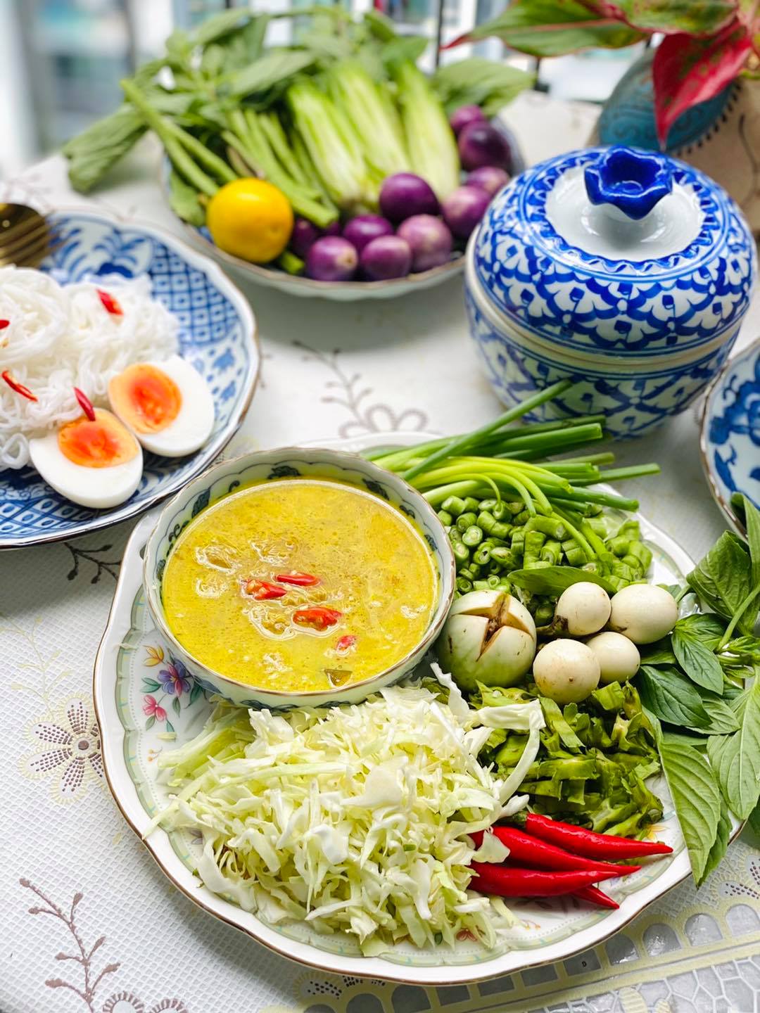 ขนมจีนน้ำยาปู
