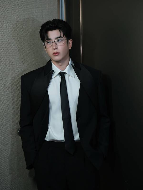 แอฟ ทักษอร และ นนกุล ชานน