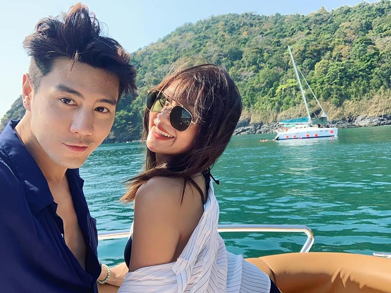 เมทัล สุขขาว