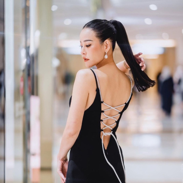 หนิง ปณิตา ประวัติ