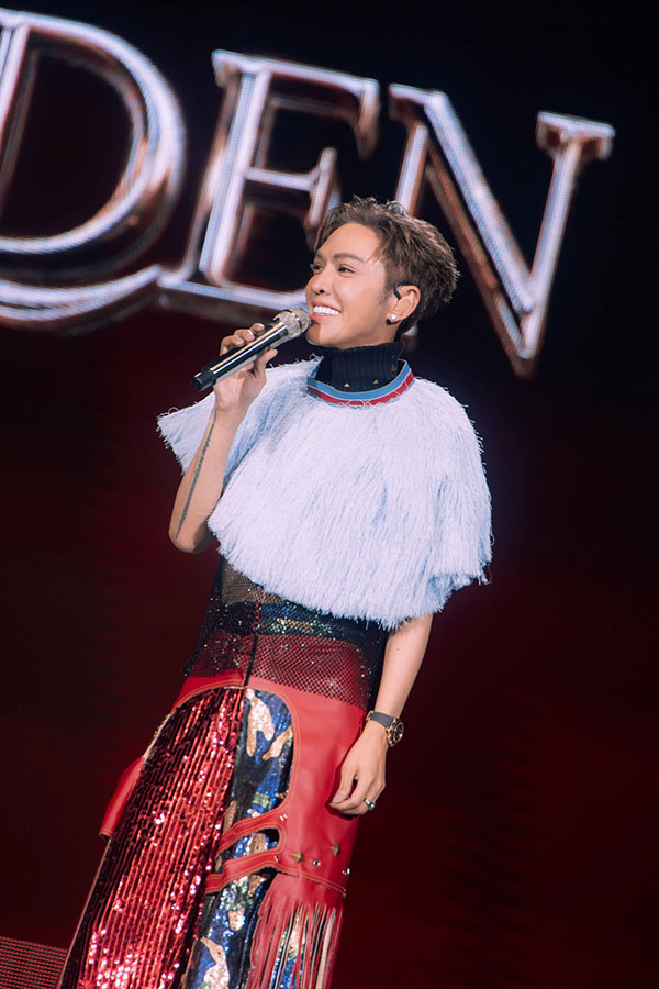 หนุ่ม กะลา