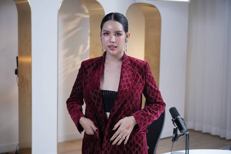 นารา เครปกะเทย