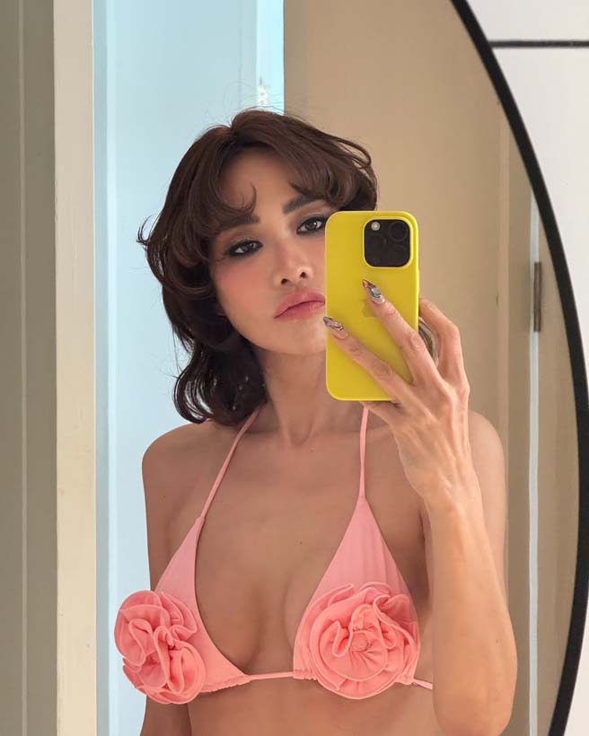 นุ่น สินิทธา ควง พลอย เฌอมาลย์ สวยแพ็กคู่ หลังออกงานร่วมกัน