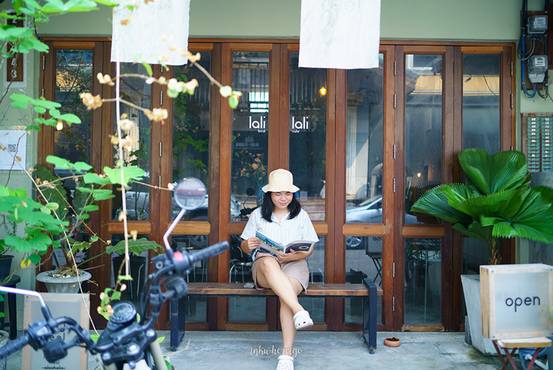 คาเฟ่นครนายก