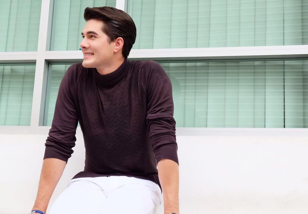  มิกค์ ทองระย้า 