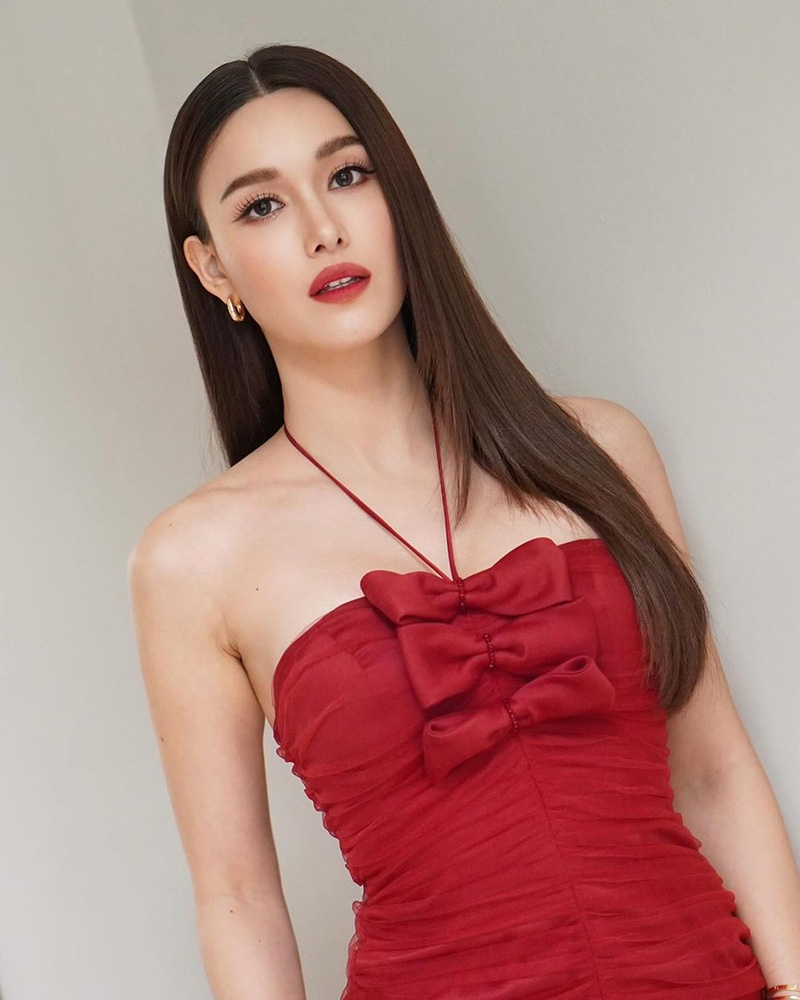 แจ็คกี้ ชาเคอลีน