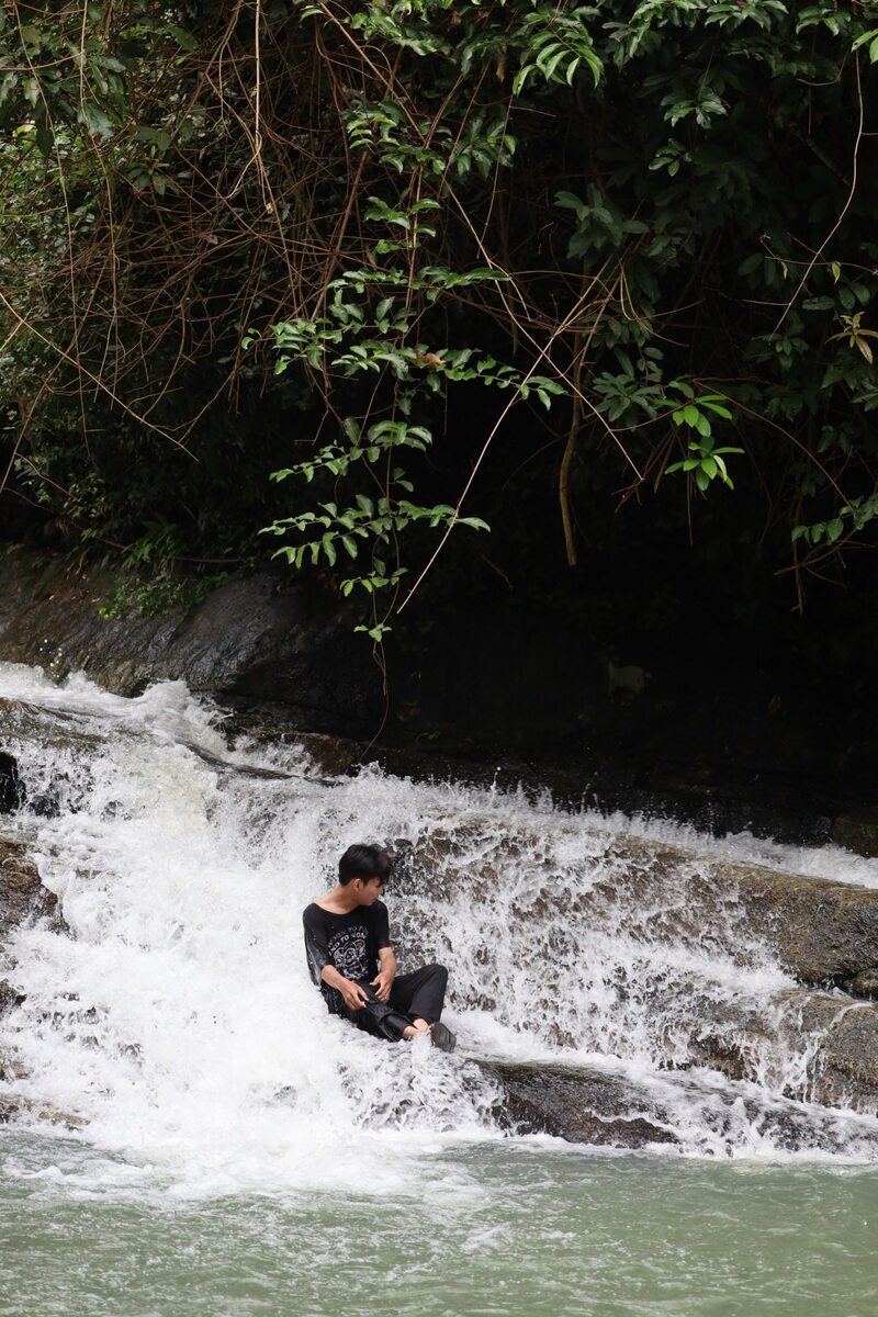 น้ำตกลานรัก นครนายก 