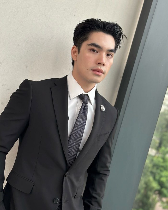 เอม สรรเพชญ์