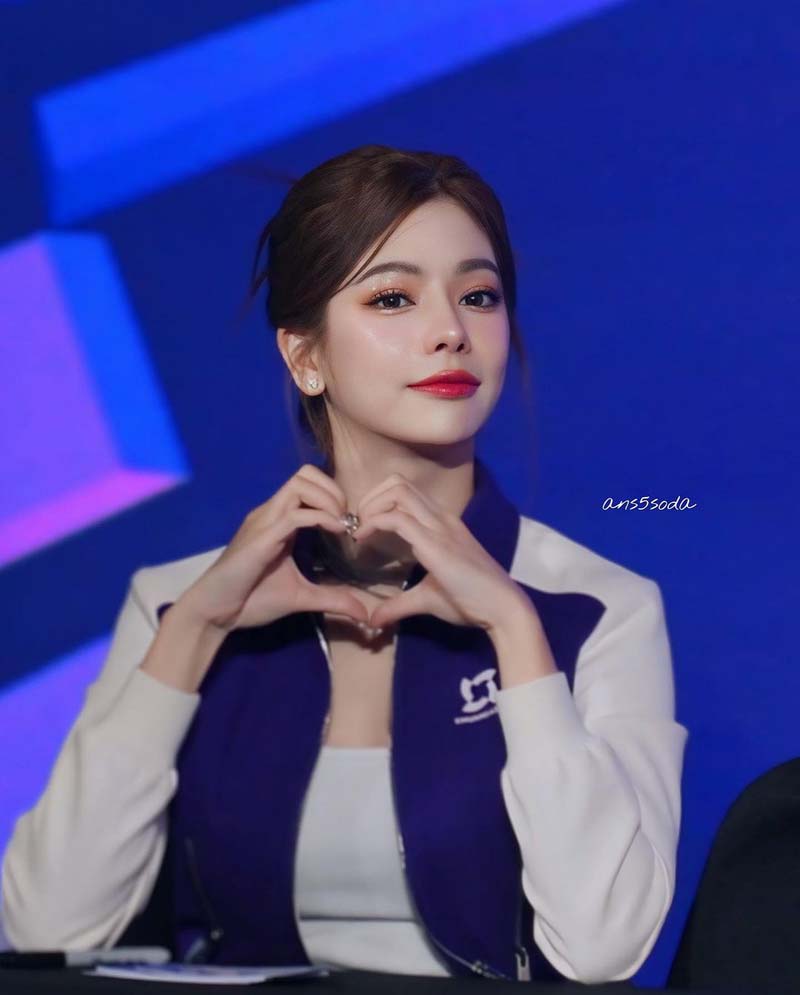 ไผ่หลิว กมลวลัย