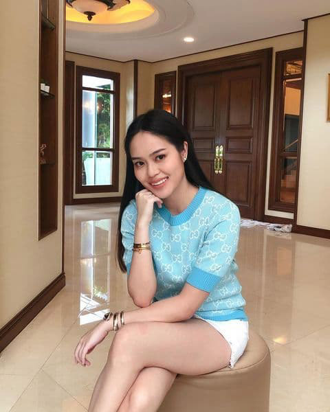 เอวา ปวรวรรณ