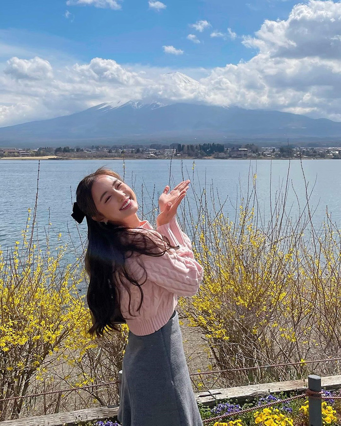 บัว นลินทิพย์