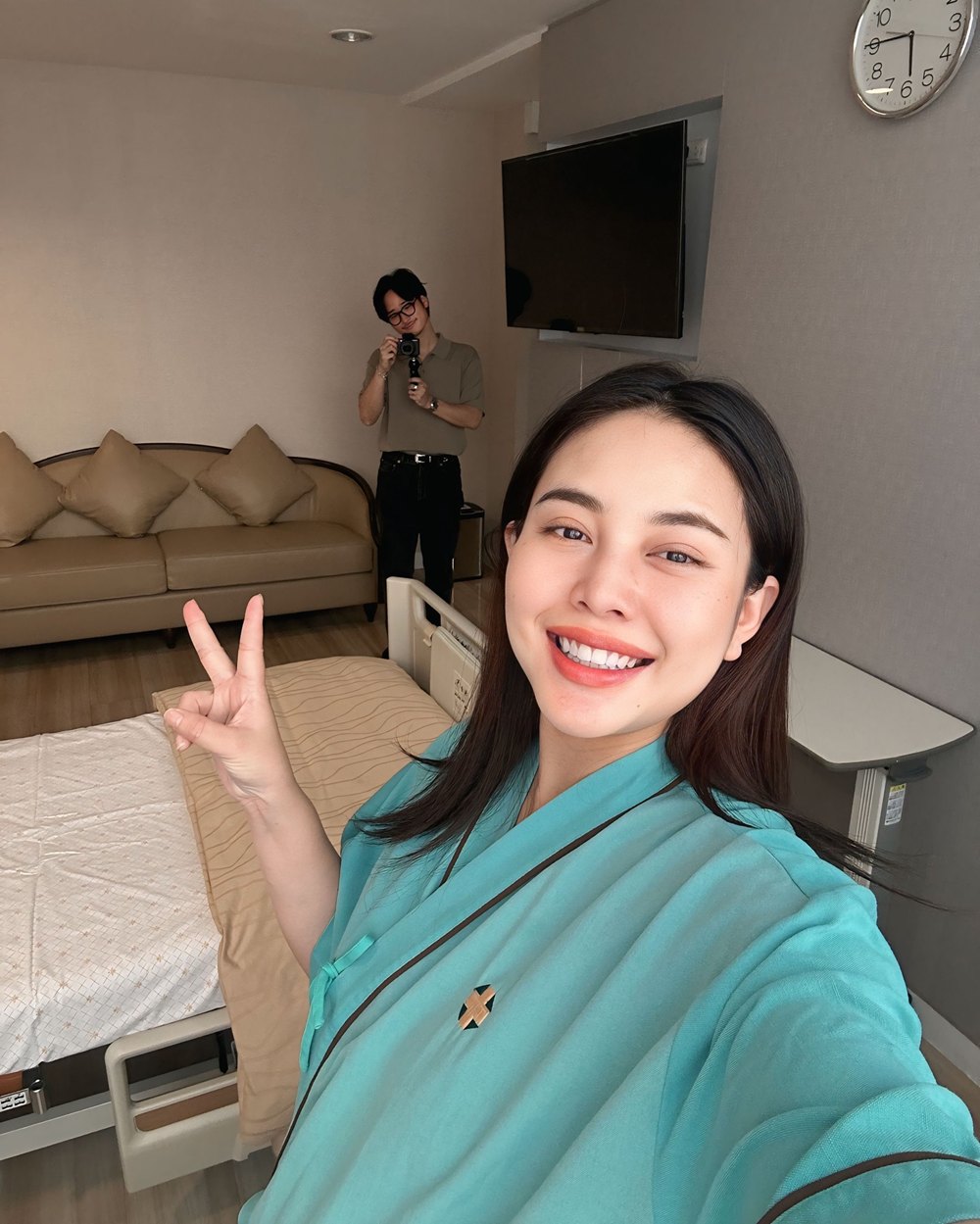บิว วราภรณ์ คลอดแล้ว พี่ธนิน เผยภาพแรกลูกชาย น้องเบนนี่