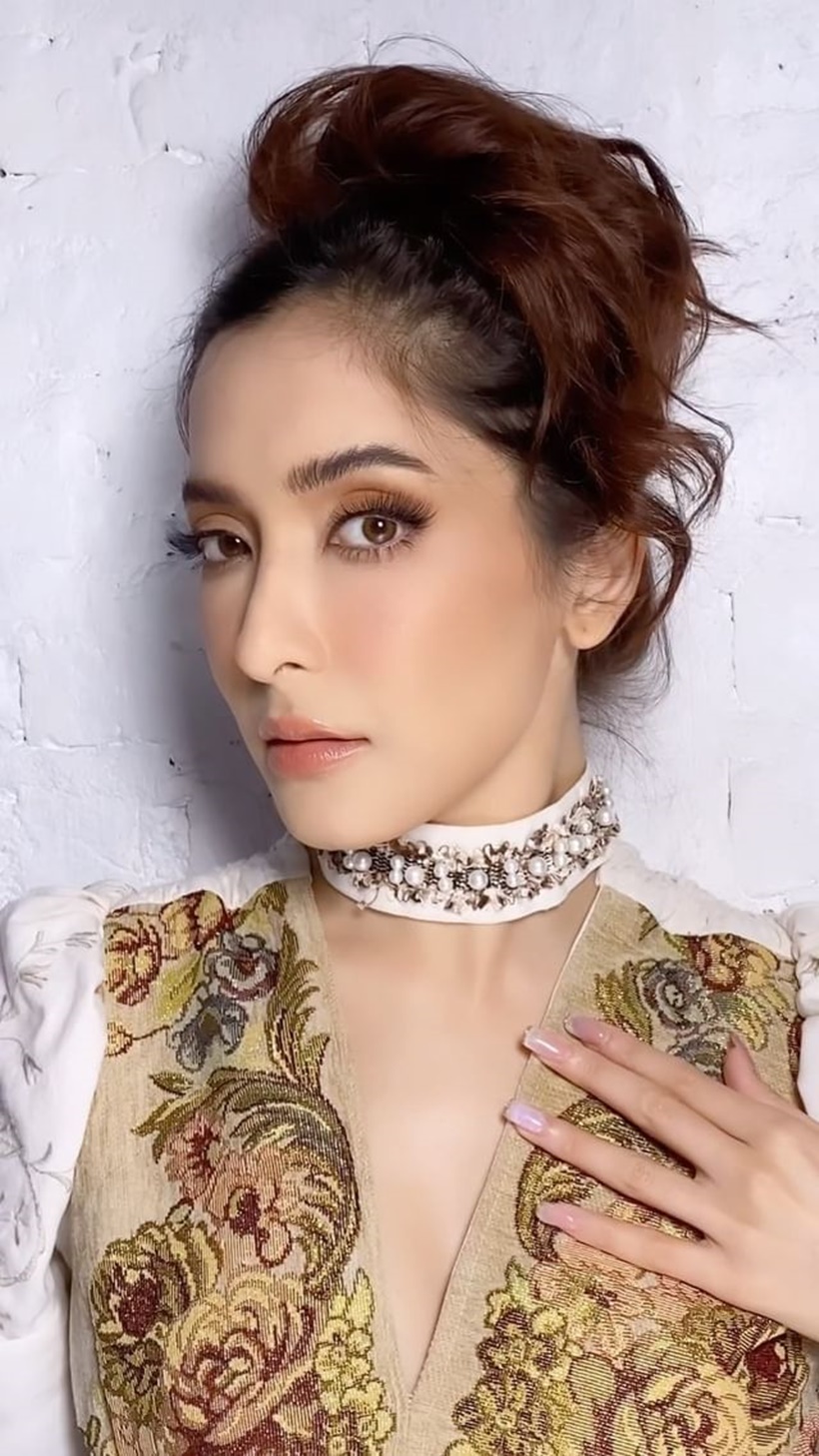 พิ้งค์กี้ สาวิกา