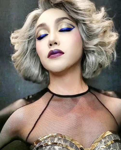 มัม ลาโคนิคส์