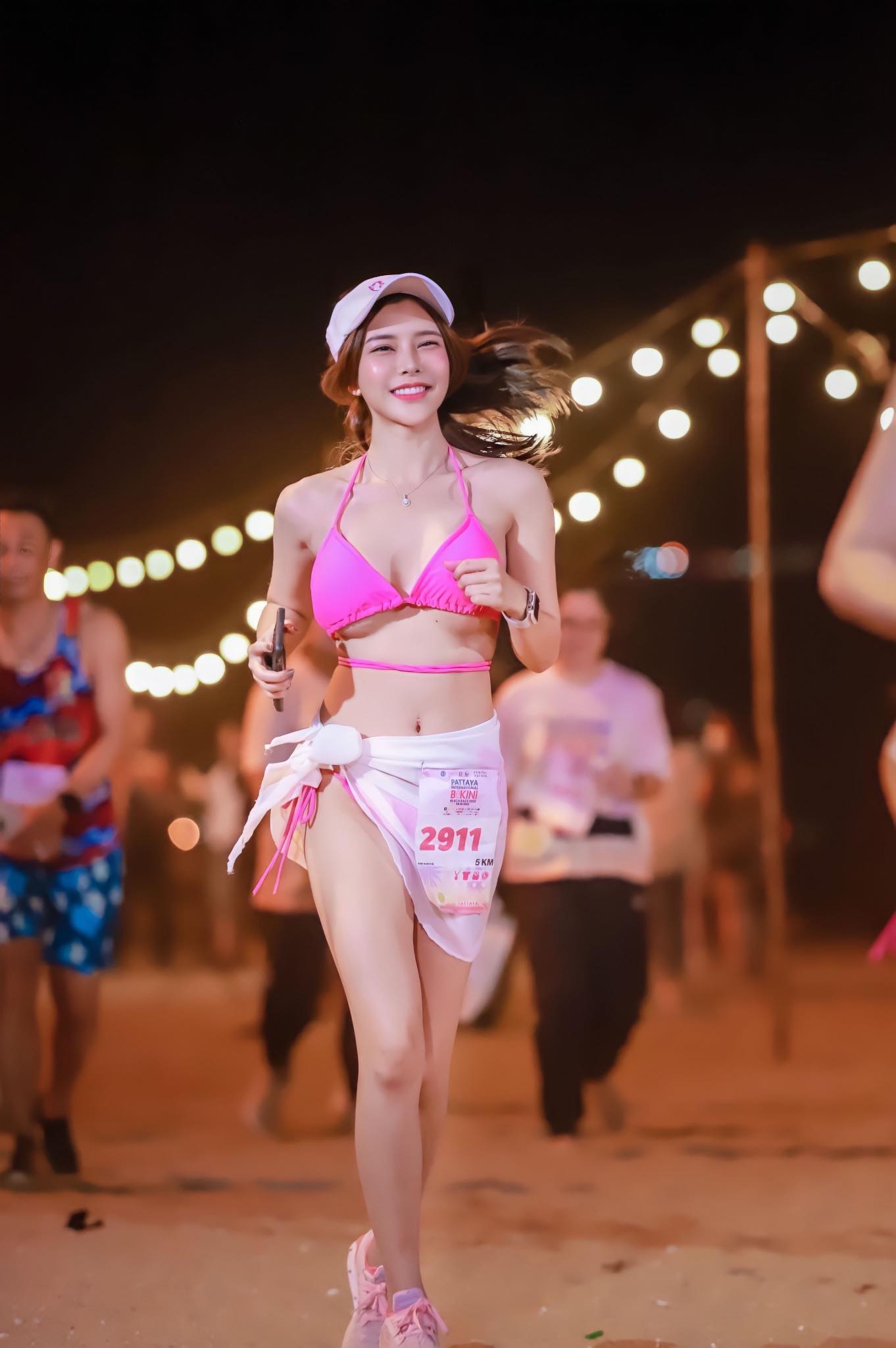 น้องพลอยลี่