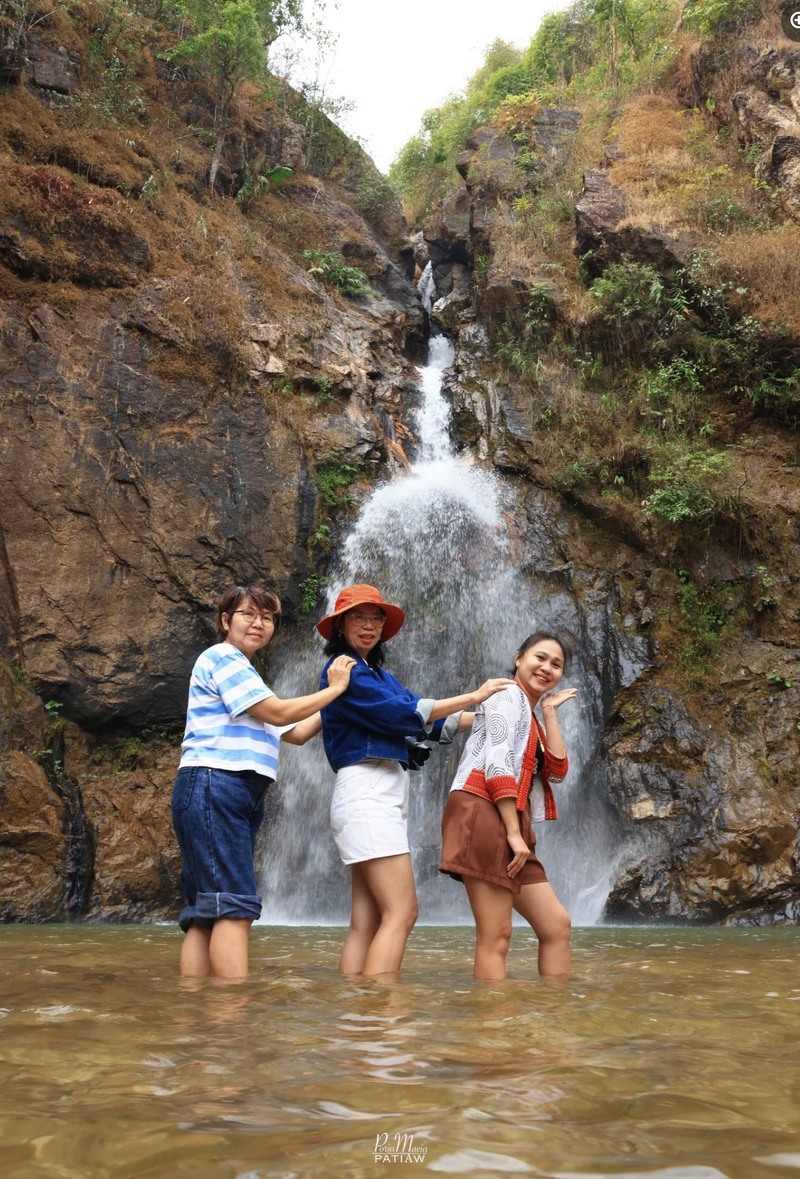 น้ำตกจ๊อกกระดิ่น อุทยานแห่งชาติทองผาภูมิ จ. กาญจนบุรี