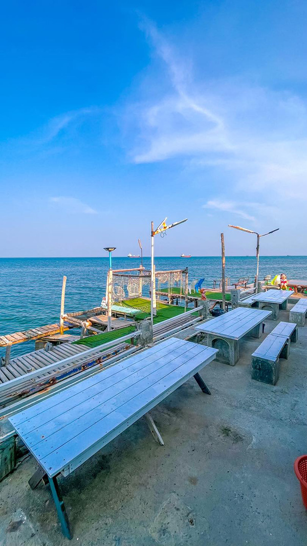 ที่พักแสมสาร ติดทะเล