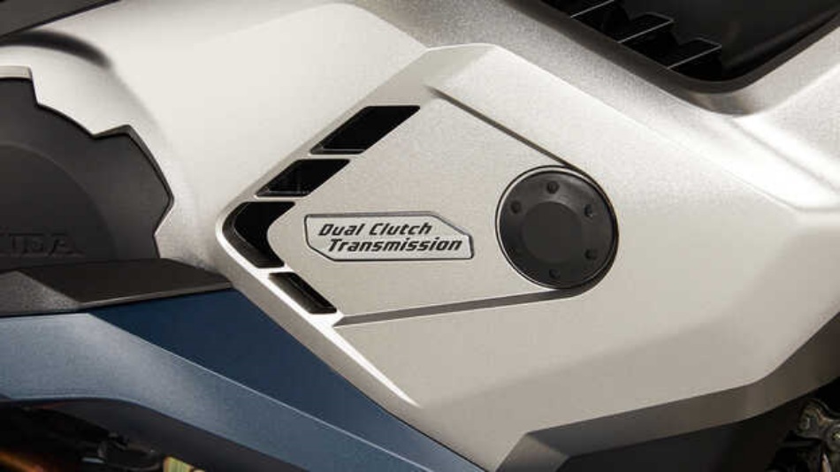 Honda Forza 750 2024
