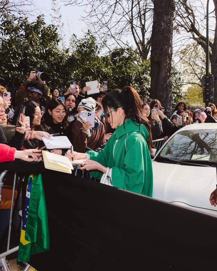 ใหม่ ดาวิกา