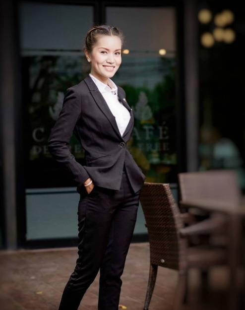 เปิ้ล ประภาภรณ์ ประวัติ