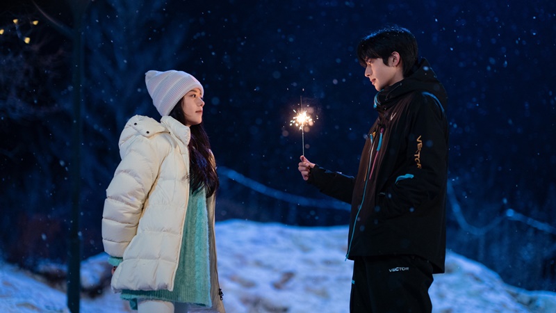 ดั่งตะวันฉายฉาน เรื่องย่อ Shine On Me ซีรี่ย์จีน