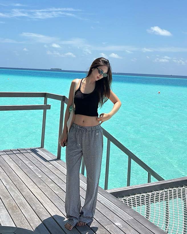 บัว นลินทิพย์