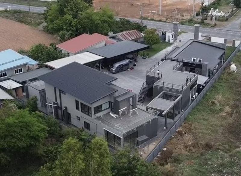 บ้านครูเต้ย อภิวัฒน์