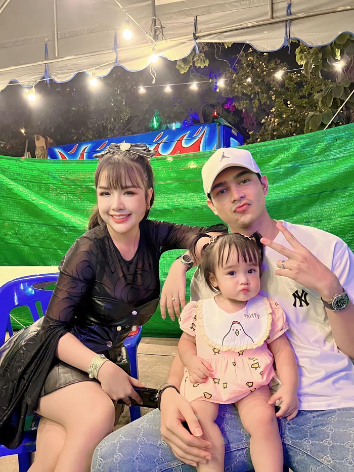 ยิว ฉัตรมงคล