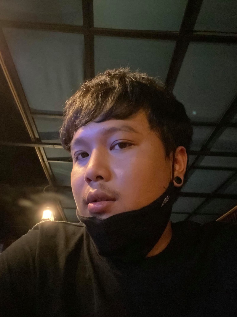 ออย แสงศิลป์ ประวัติ